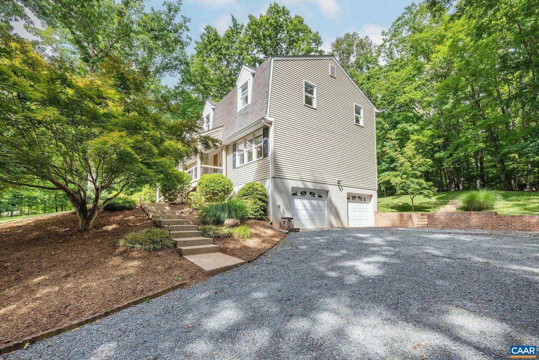 House in Charlottesville, Virginia, United States 3 - 18084748