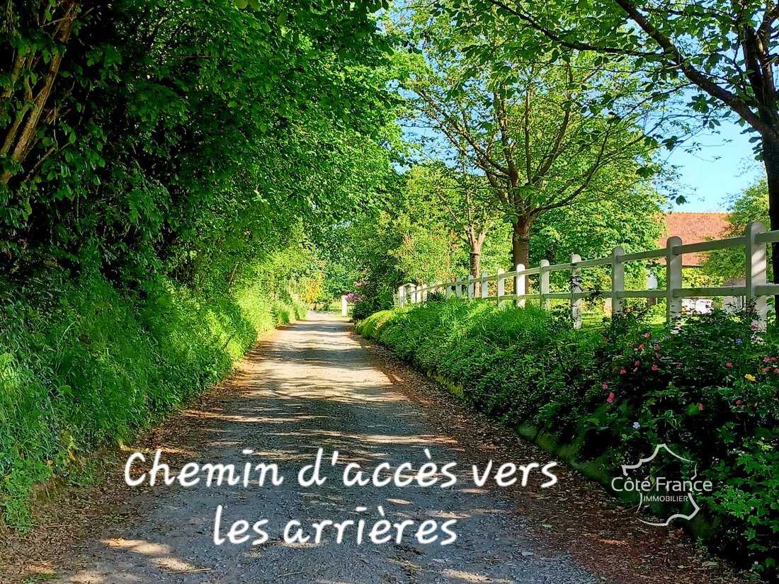 Estate in Saint-Pierre-de-Semilly, Normandy, France 3 - 18082393