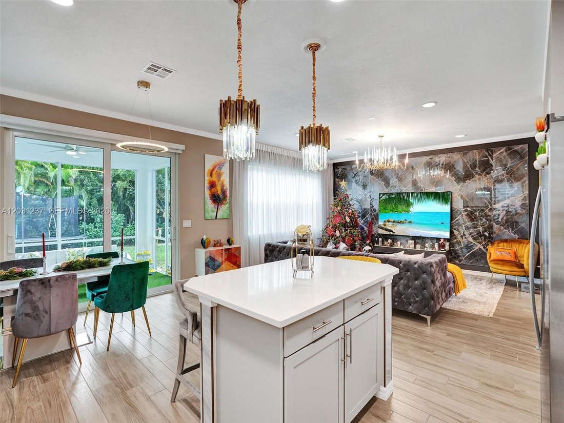 House in Hollywood, Florida, United States 4 - 18085522