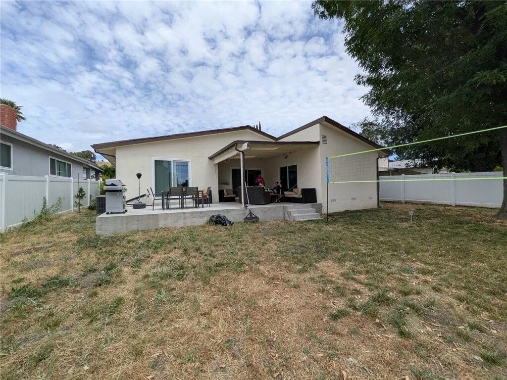 House in Los Angeles, California, United States 3 - 18081827