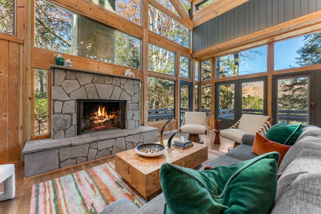 House in Highlands, North Carolina, United States 3 - 18082417