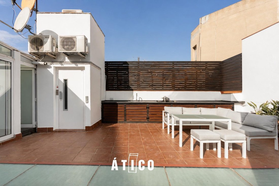 Penthouse in Ciutat Vella, Barcelona, Spain 3 - 15192369