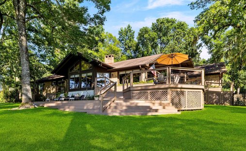House in Oakhurst, Texas, United States 1