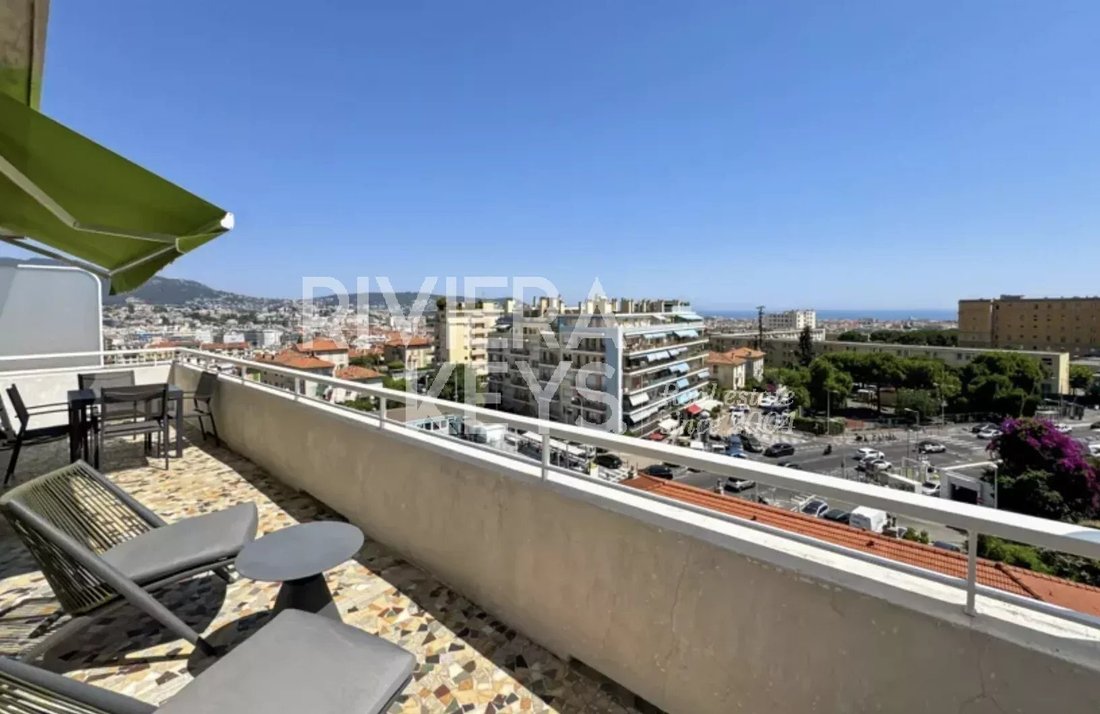 Appartamento a Nizza, Provenza-Alpi-Costa Azzurra, Francia 3 - 18083352
