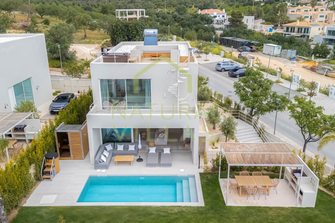 Villa in Santa Barbara de Nexe, Algarve, Portugal 1 - 18083081