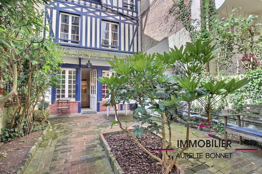 House in Trouville-sur-Mer, Normandy, France 1 - 18088324