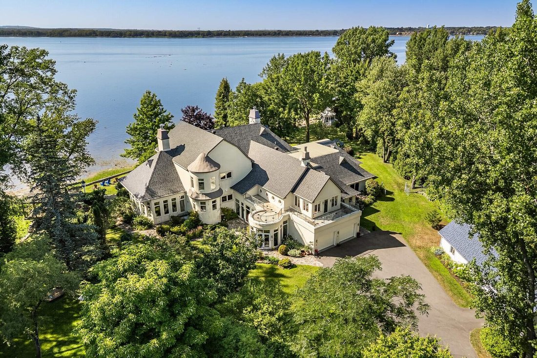 House in Montréal, Quebec, Canada 1 - 18087225