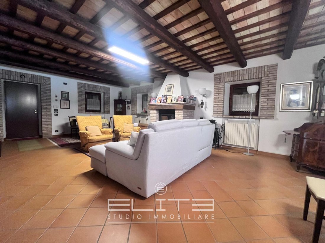 Villa in Agugliano, Marche, Italy 4 - 18077163