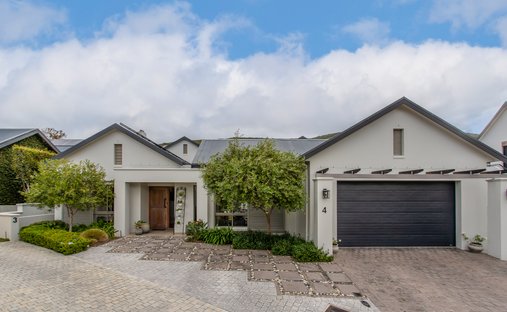 House in Paarl, Western Cape, South Africa 1