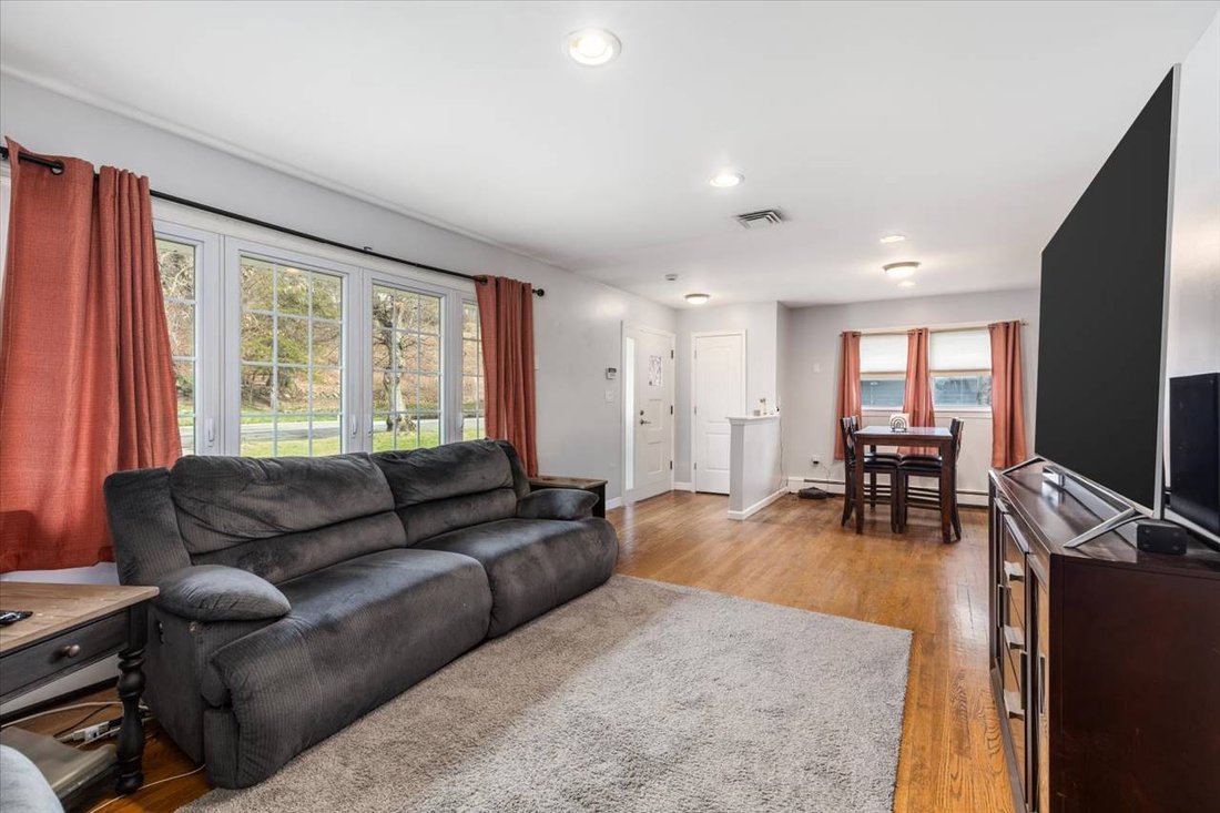House in Totowa, New Jersey, United States 5 - 17548107