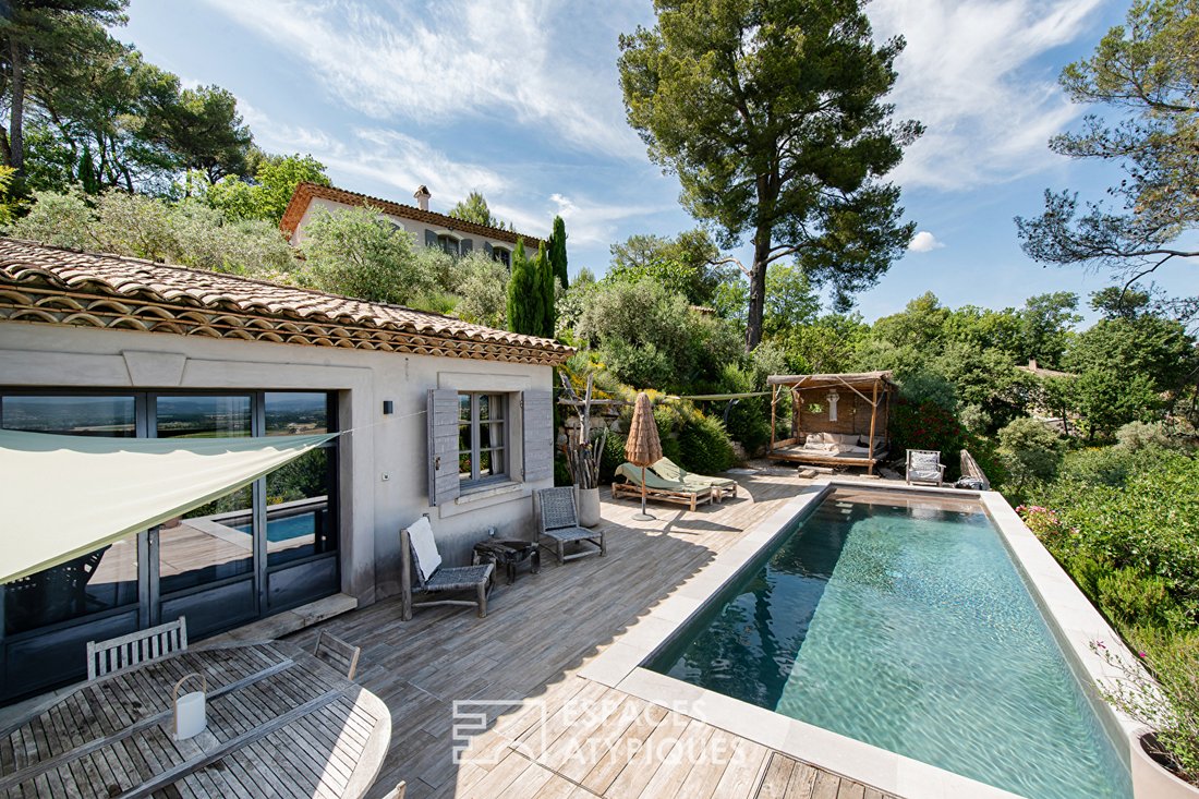 Villa in Sainte-Tulle, Provence-Alpes-Côte d'Azur, France 1 - 18083535