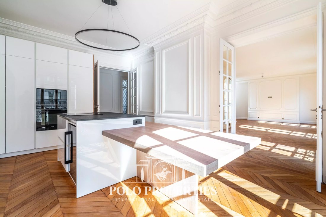 Apartment in Notre Dame des Champs, Paris 6e Arrondissement, Paris 4 - 18083168