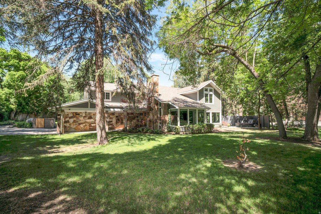 House in Holladay, Utah, United States 1 - 18088686