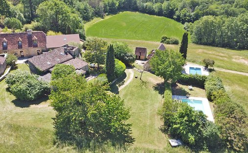 Villa in Saint-Amand-de-Coly, Coly-Saint-Amand, France 1