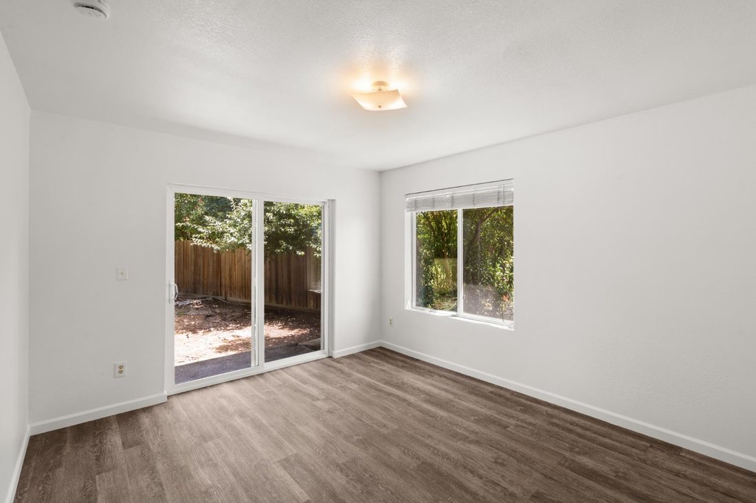 House in Folsom, California, United States 4 - 18086098