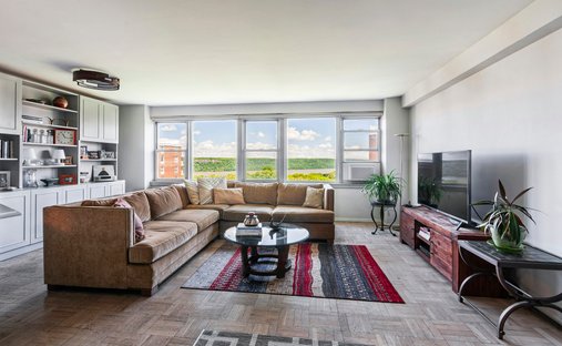 House in New York, New York, United States 1