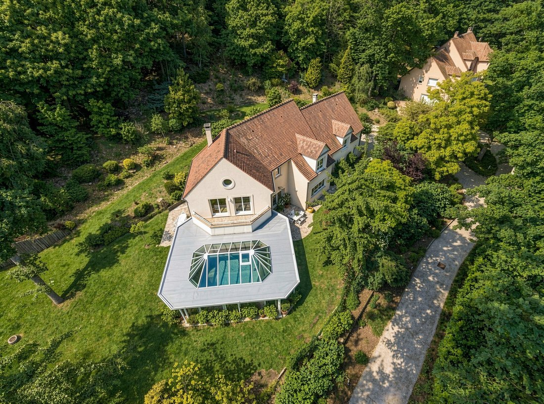 House in Gif-sur-Yvette, Ile-de-France, France 1 - 18087215