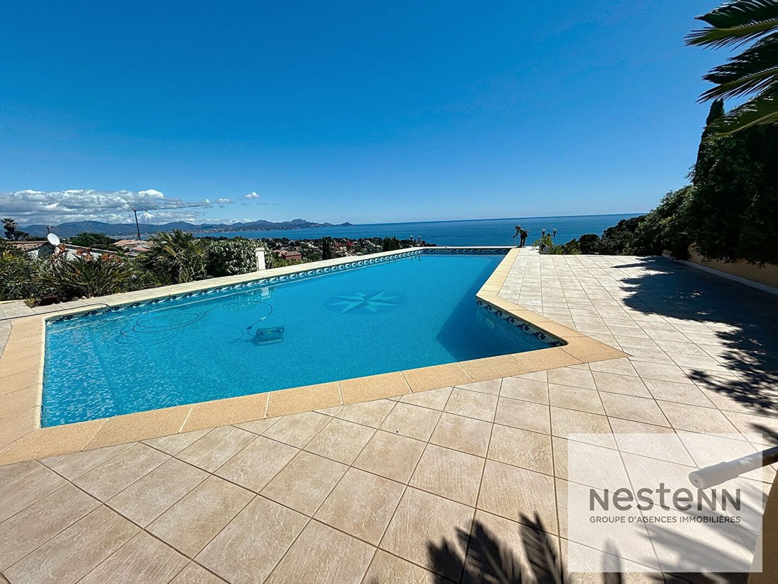 House in Les Issambres, Roquebrune-sur-Argens, France 2 - 18087407