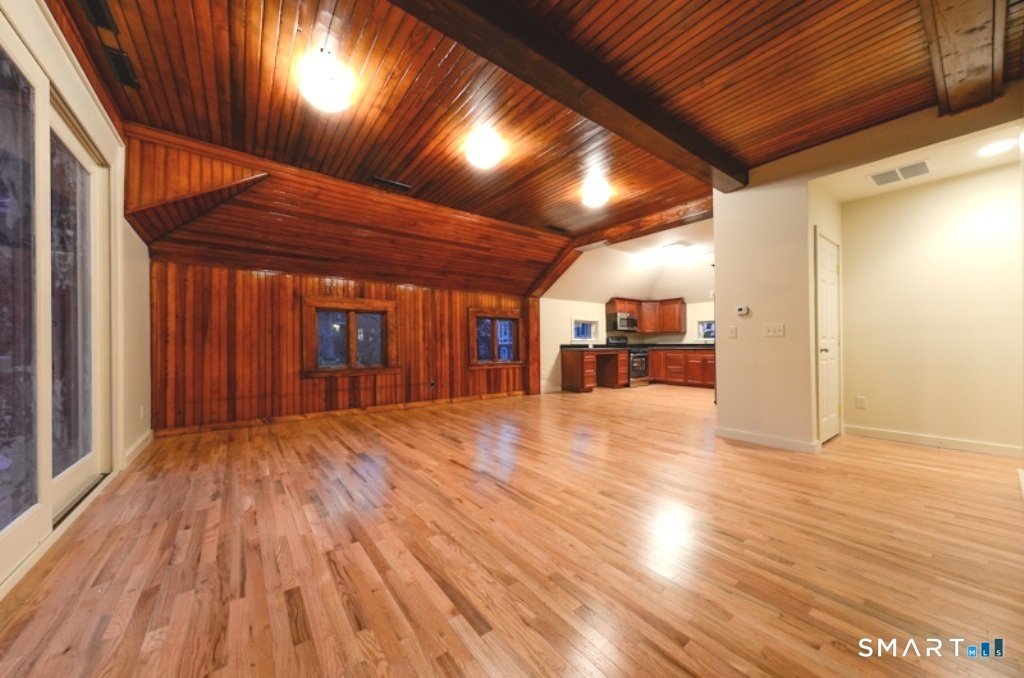 House in Waterbury, Connecticut, United States 5 - 18086452