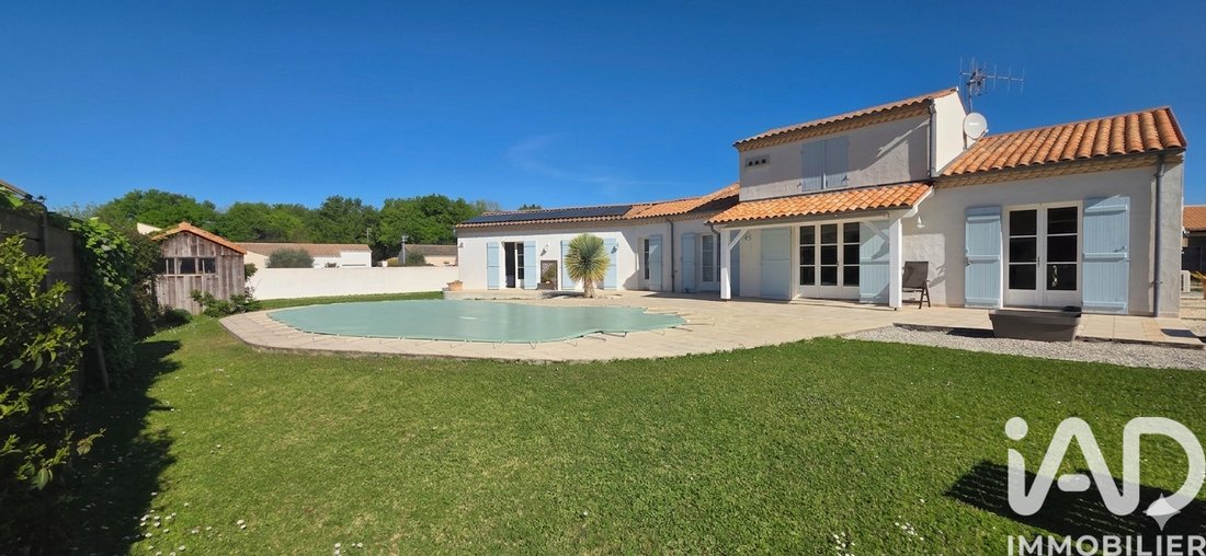 House in Etaules, Nouvelle-Aquitaine, France 1 - 17714586