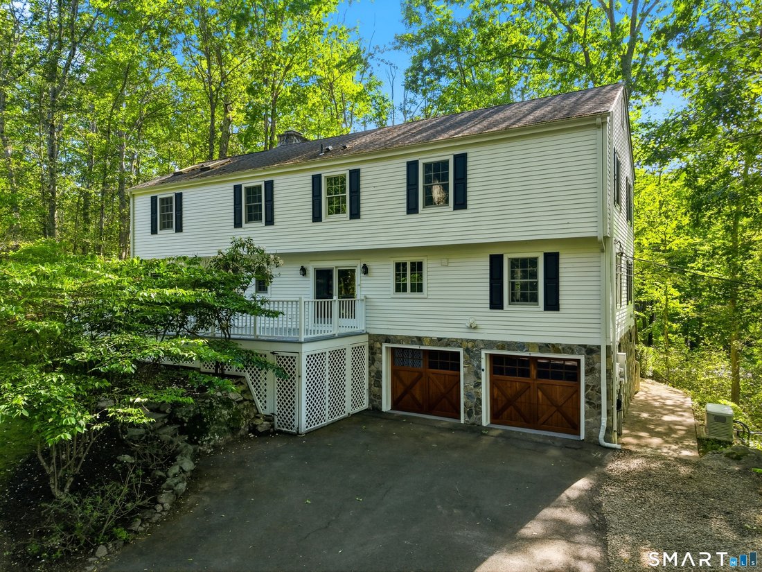 House in Stamford, Connecticut, United States 2 - 18088414