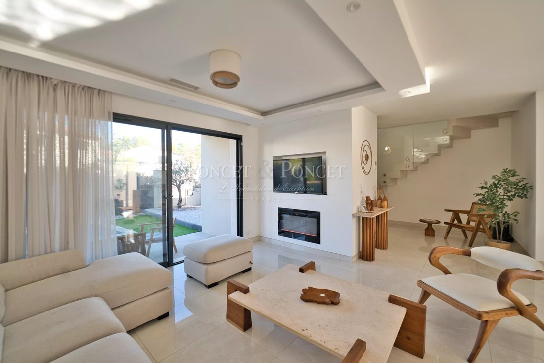 House in Castelnau-le-Lez, Occitania, France 5 - 18087446