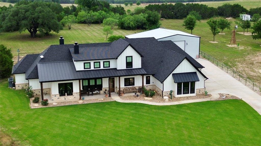 House in Weatherford, Texas, United States 5 - 18087027