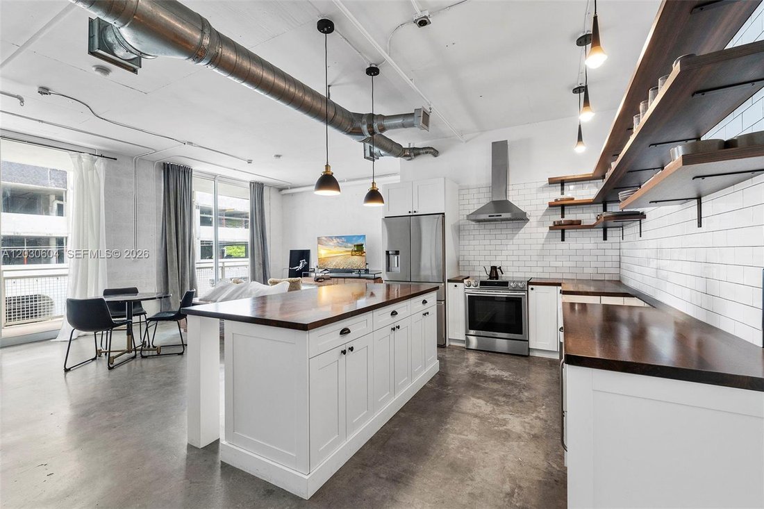 Condo in Miami, Florida, United States 2 - 18082939