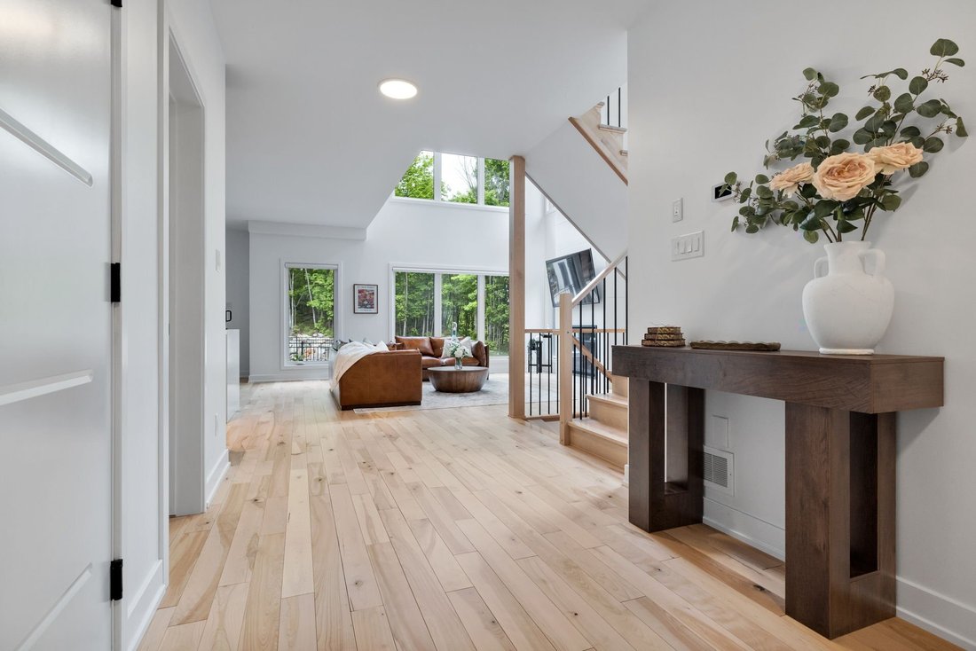 House in Cantley, Quebec, Canada 3 - 18086712