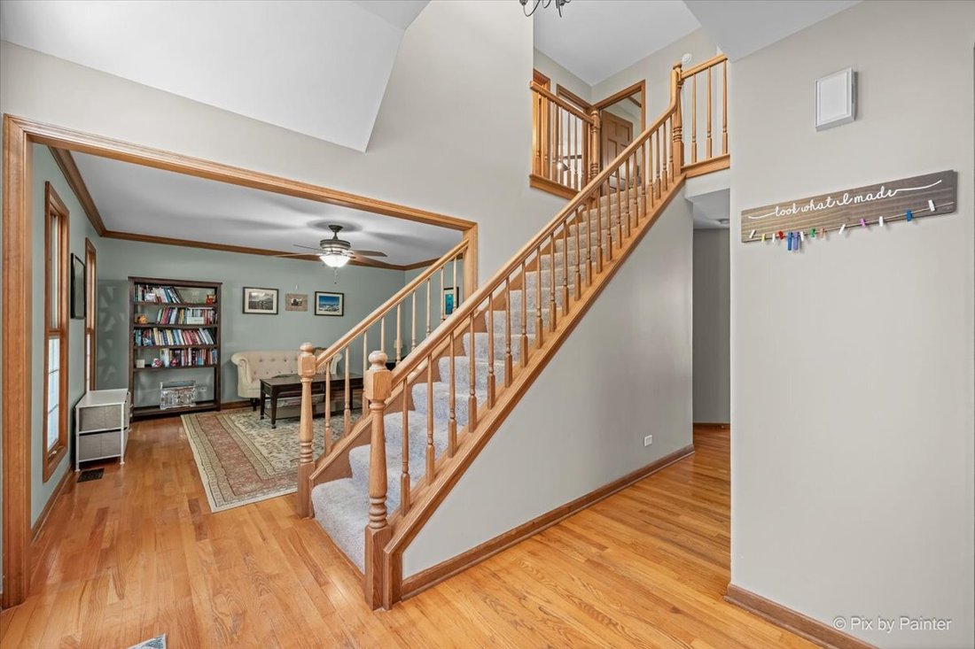 House in Aurora, Illinois, United States 2 - 18086306