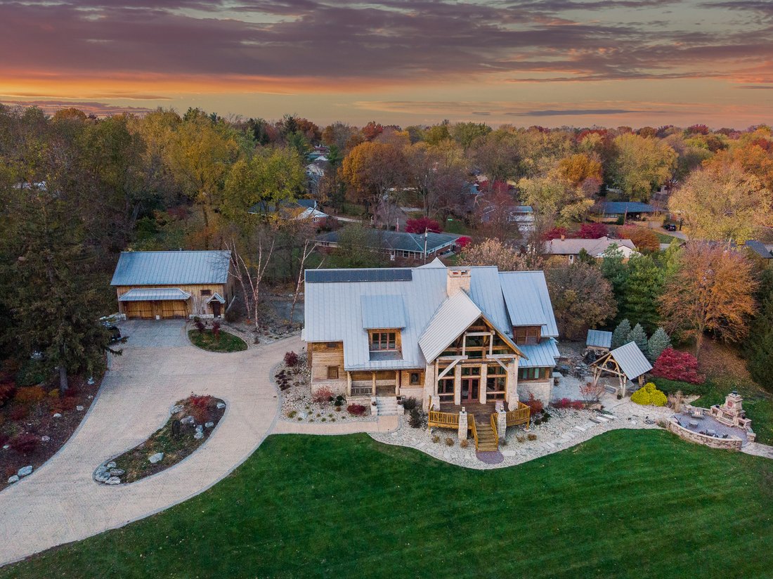House in Bloomington, Illinois, United States 1 - 18086189