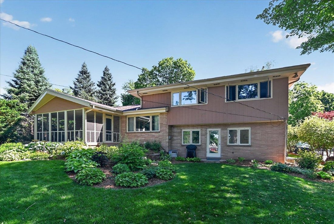 House in Madison, Wisconsin, United States 2 - 18086358