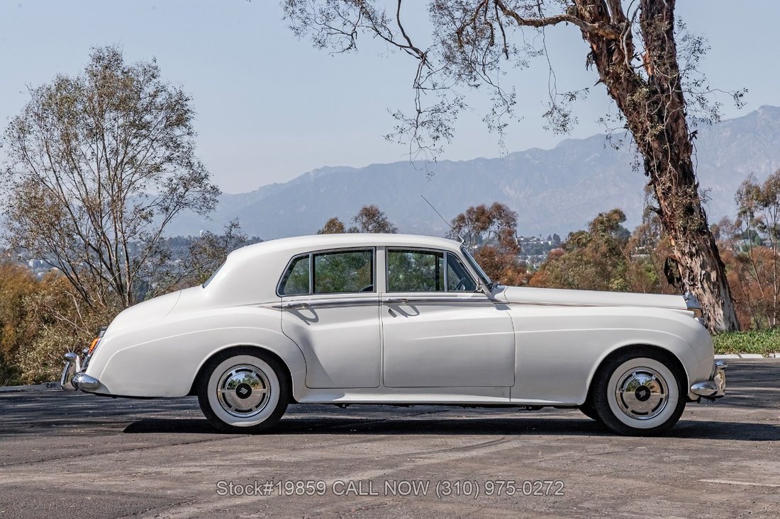 Rolls-Royce Silver Cloud II in Los Angeles, CA 5 - 18083486