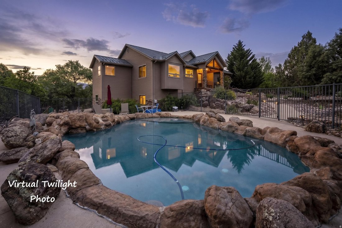 House in New Harmony, Utah, United States 4 - 18084647