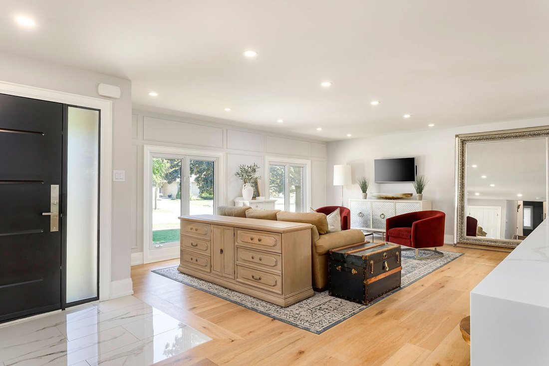 House in Oakville, Ontario, Canada 4 - 18083869