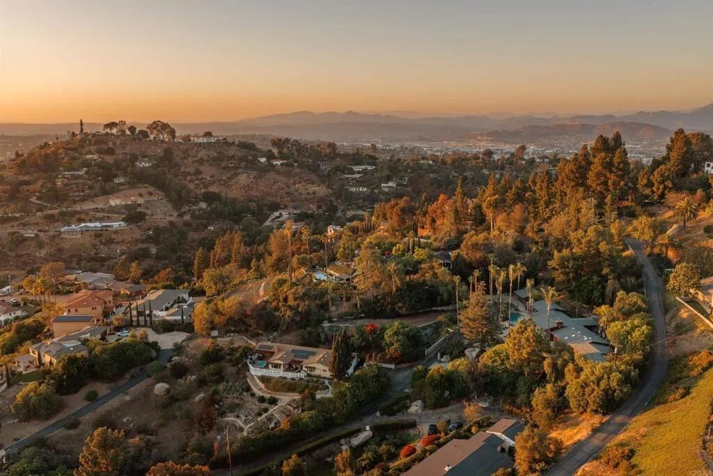 House in La Mesa, California, United States 4 - 18081895