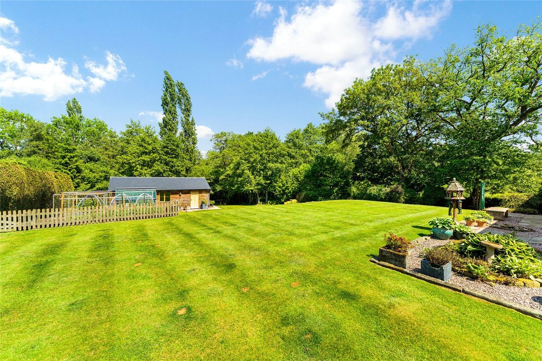 House in Tilston, England 4 - 18081025
