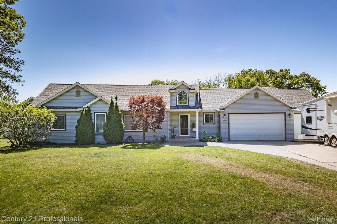 House in Clarkston, Michigan, United States 1 - 18080886