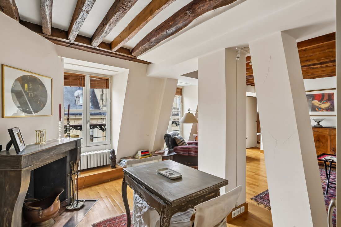 Apartment in Elysées-Madeleine, Paris 8e Arrondissement, Paris 5 - 18086340