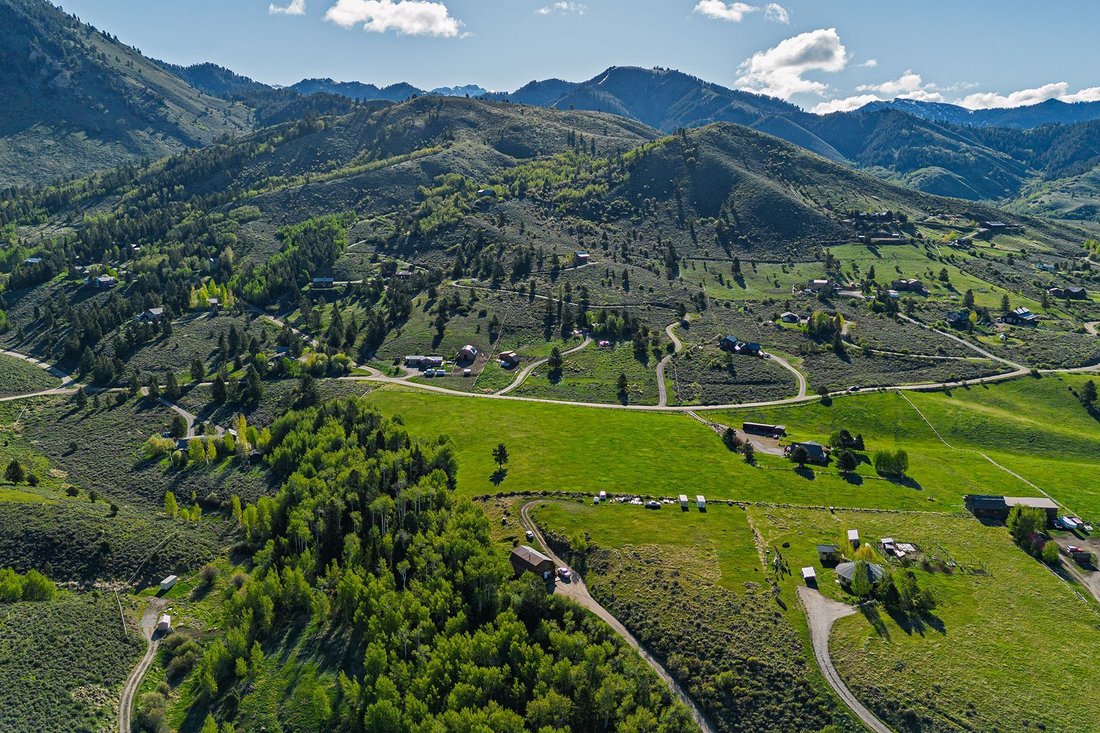 Land in Jackson, Wyoming, United States 3 - 17972796