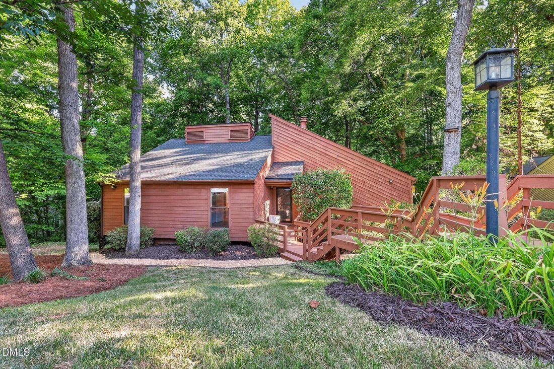 House in Chapel Hill, North Carolina, United States 1 - 18085354
