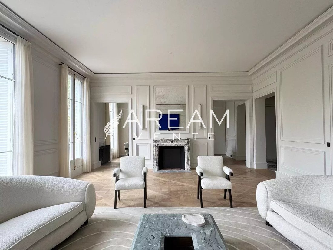 Apartment in Paris 16e Arrondissement, Paris, France 1 - 18083279