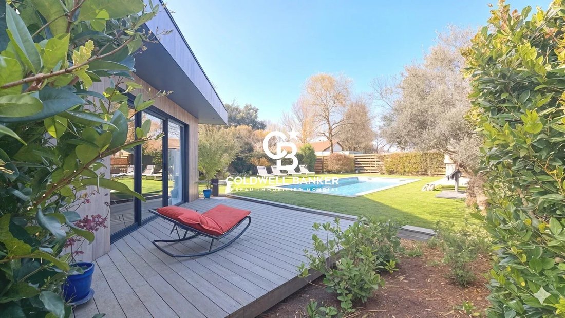 House in Ares, Nouvelle-Aquitaine, France 1 - 17281080