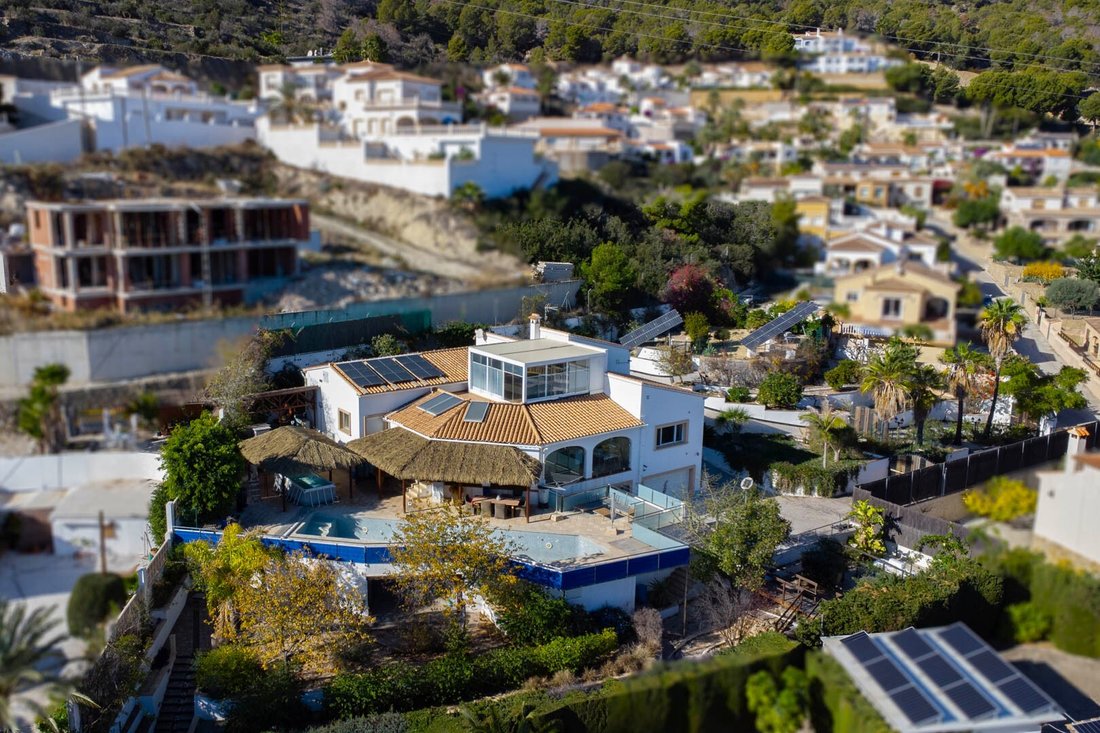 Villa in Calp / Calpe, Valencian Community, Spain 1 - 18084934