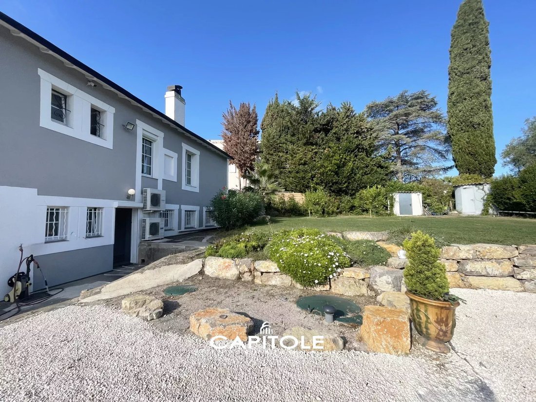 Villa in Saint Maymes-Lauvert, Antibes, France 5 - 18084607