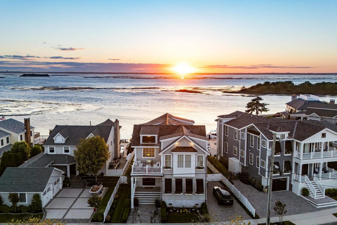 House in Stone Harbor, New Jersey, United States 3 - 18081443