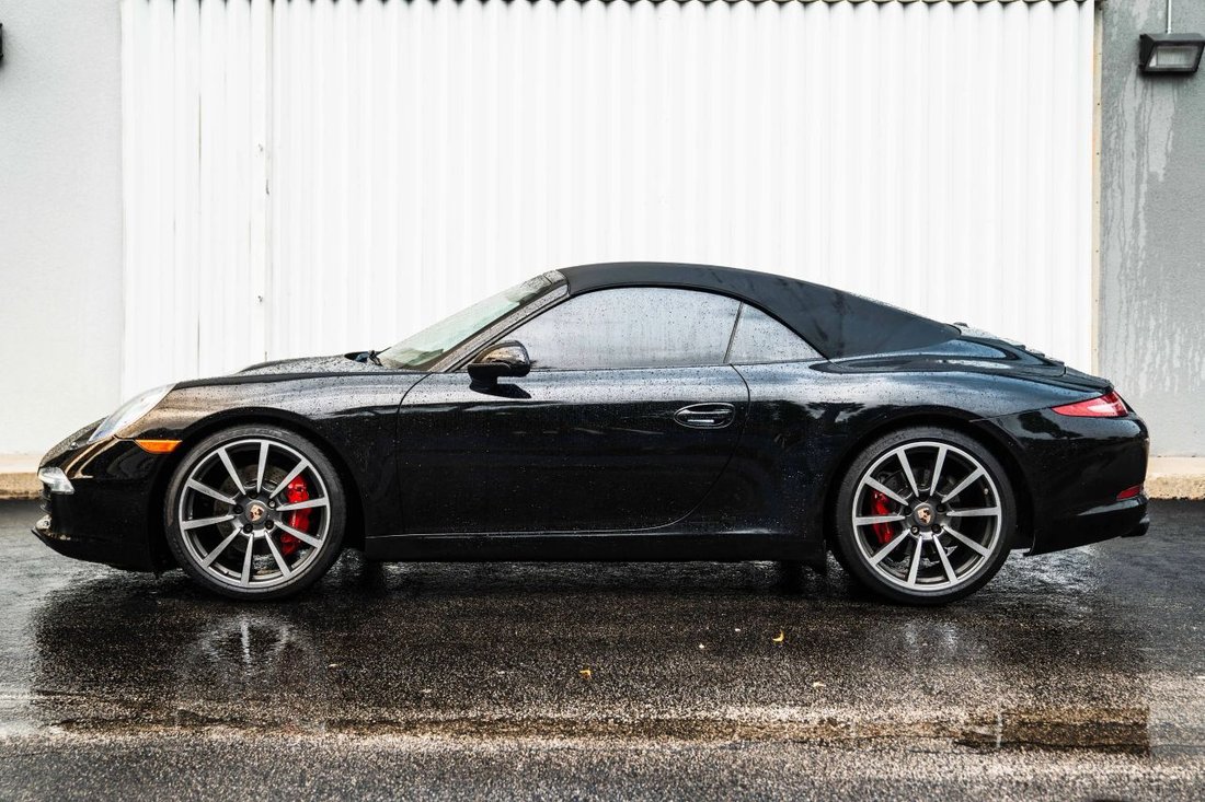 Cabriolet in Boynton Beach, FL, United States 4 - 18087816