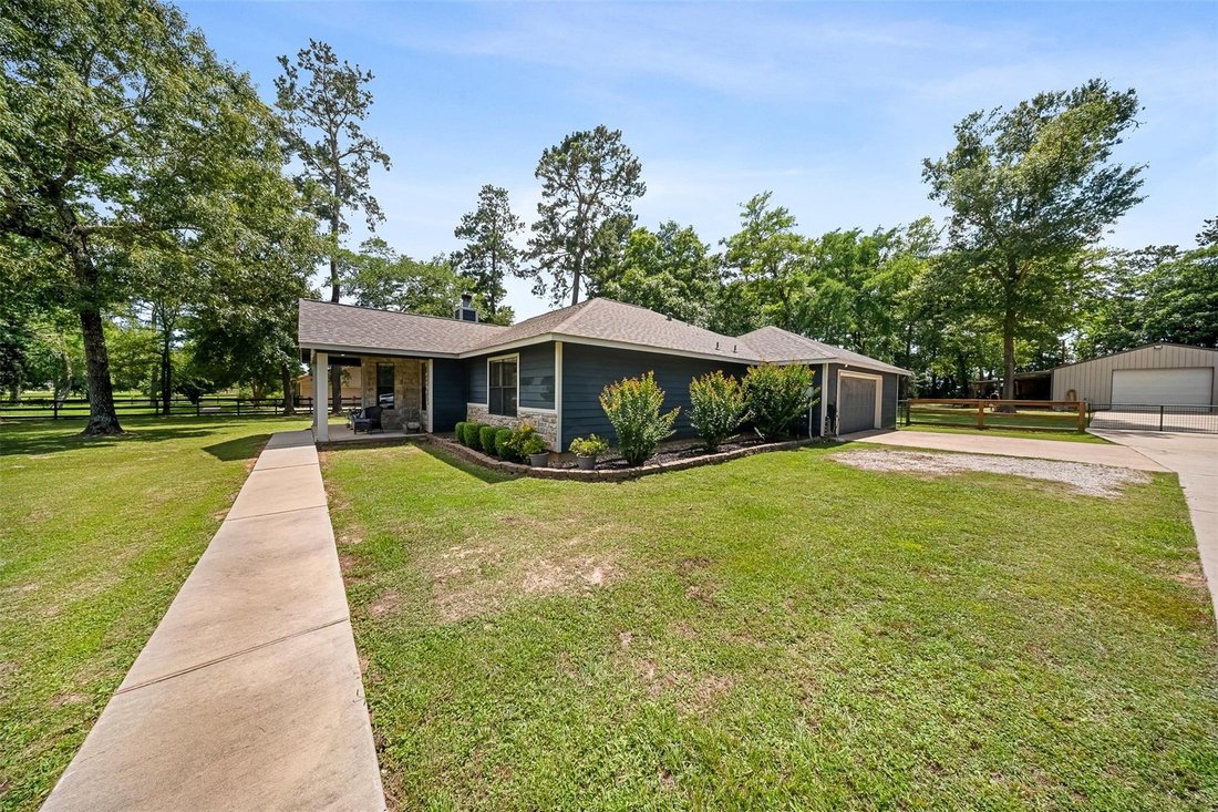 House in Willis, Texas, United States 4 - 18082395