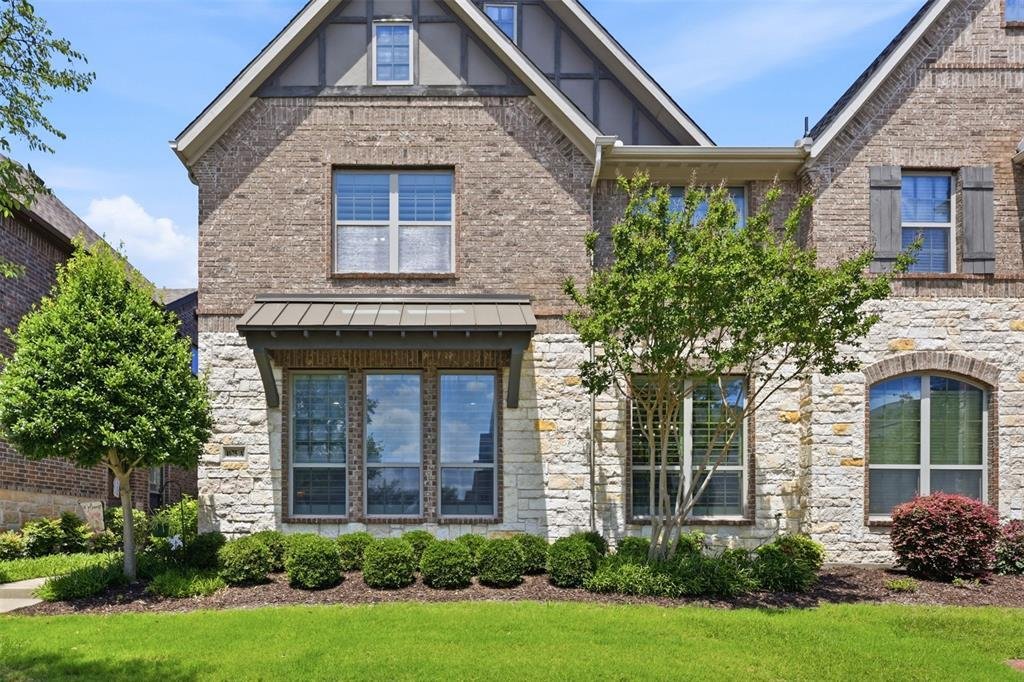 House in Carrollton, Texas, United States 1 - 18082001
