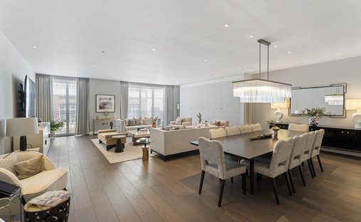 Apartment in Mayfair, Westminster, England 1